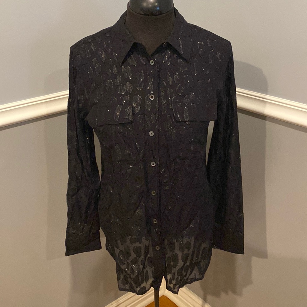Equipment Sheet Cheetah Pattern Button Down